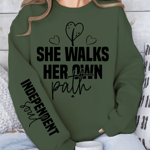 Sweatshirt Unisex She walks her own path