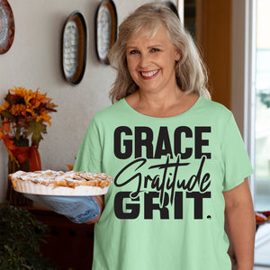 T-shirt Grace Gratitude Grit